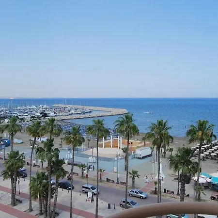 וילה Villaholiday