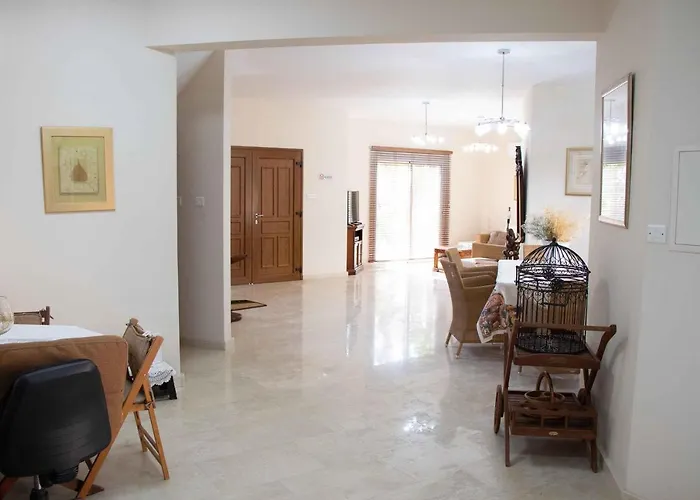 Villaholiday فيلة