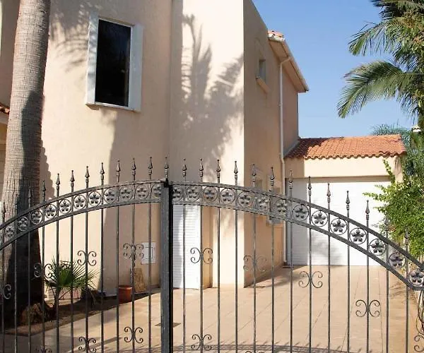 Villaholiday * Voroklini