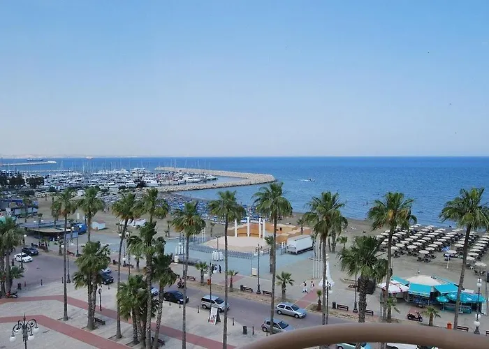 فيلة Villaholiday